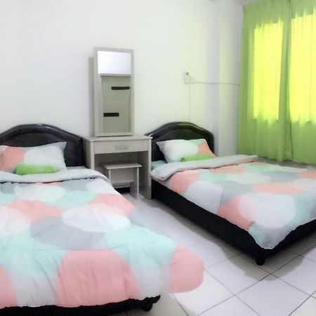 Api Api Centre Apartment Homestay Kota Kinabalu Bagian luar foto